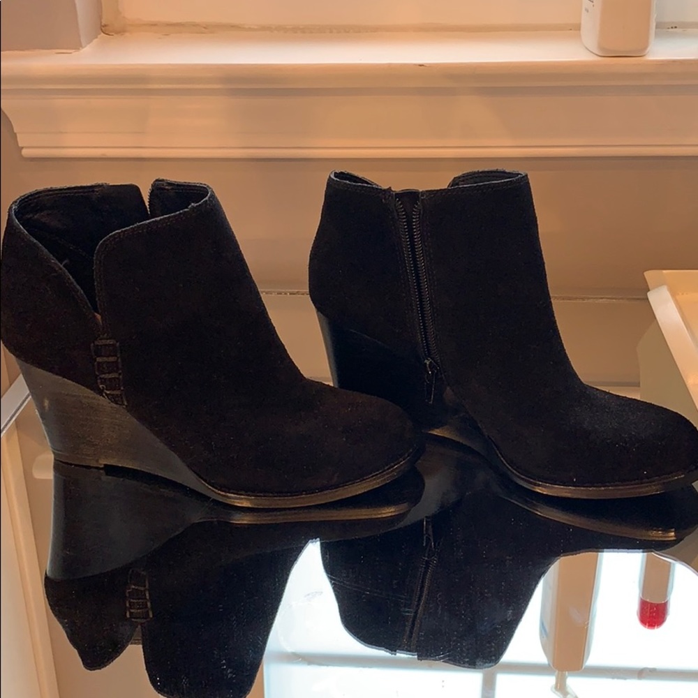 Lucky Brand Yimme wedge ankle bootie